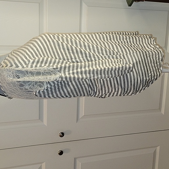 Bcbg Striped Grey White Lace Back Top - Picture 9 of 12